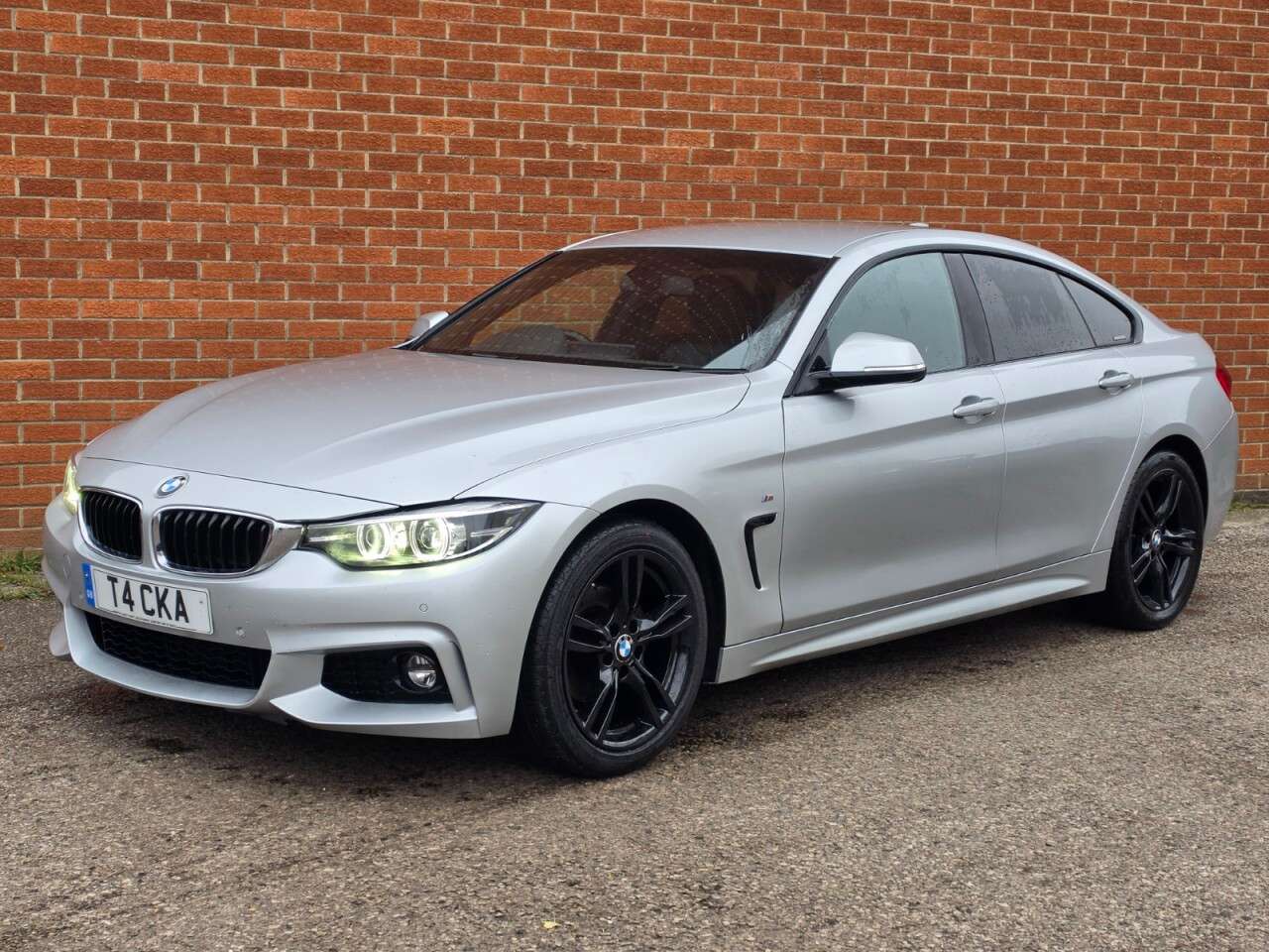 A 2019 BMW 4 SERIES GRAN COUPE 2.0 420i GPF M Sport Hatchback 5dr Petrol Auto Euro 6 (s/s) (184 ps) A 2019 BMW 4 SERIES GRAN COUPE 2.0 420i GPF M Sport Hatchback 5dr Petrol Auto Euro 6 (s/s) (184 ps)