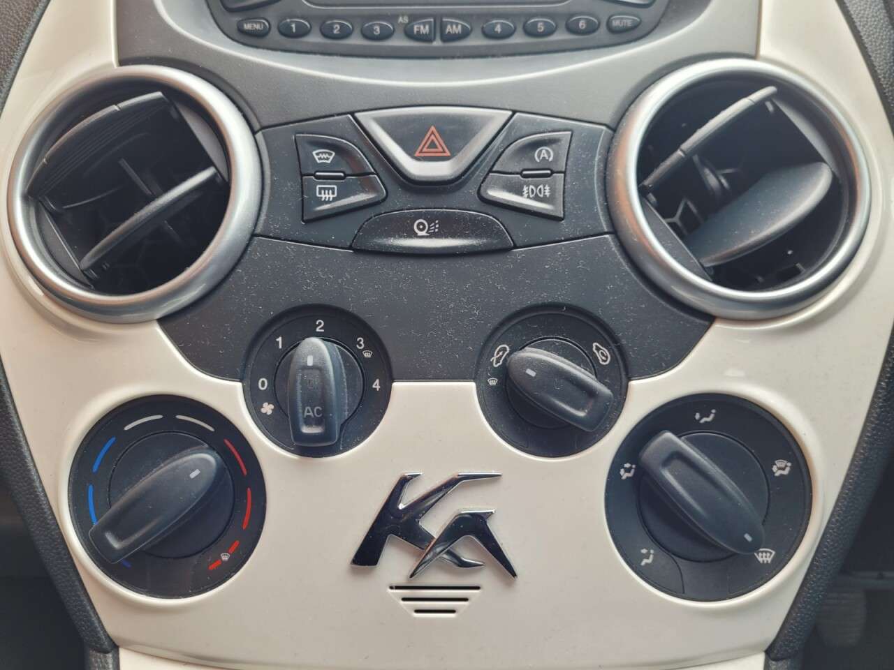 2015 FORD KA 2015 FORD KA