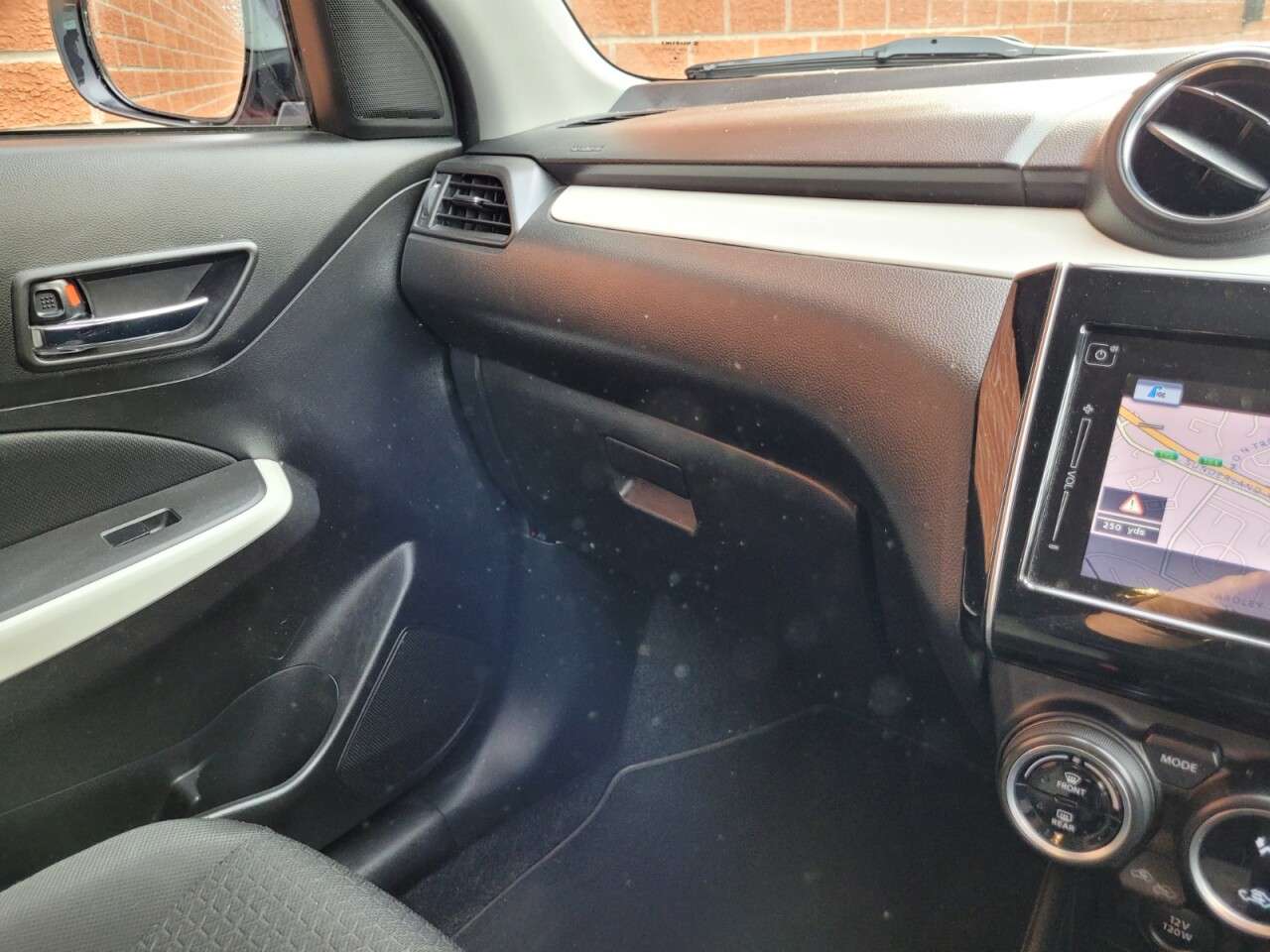 2017 SUZUKI SWIFT 2017 SUZUKI SWIFT