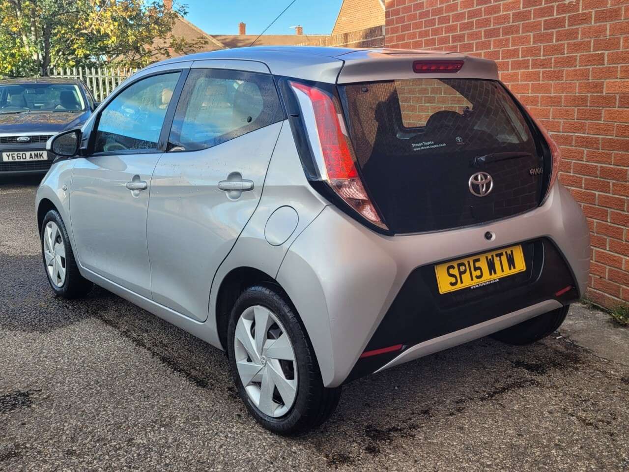 2015 TOYOTA AYGO 2015 TOYOTA AYGO