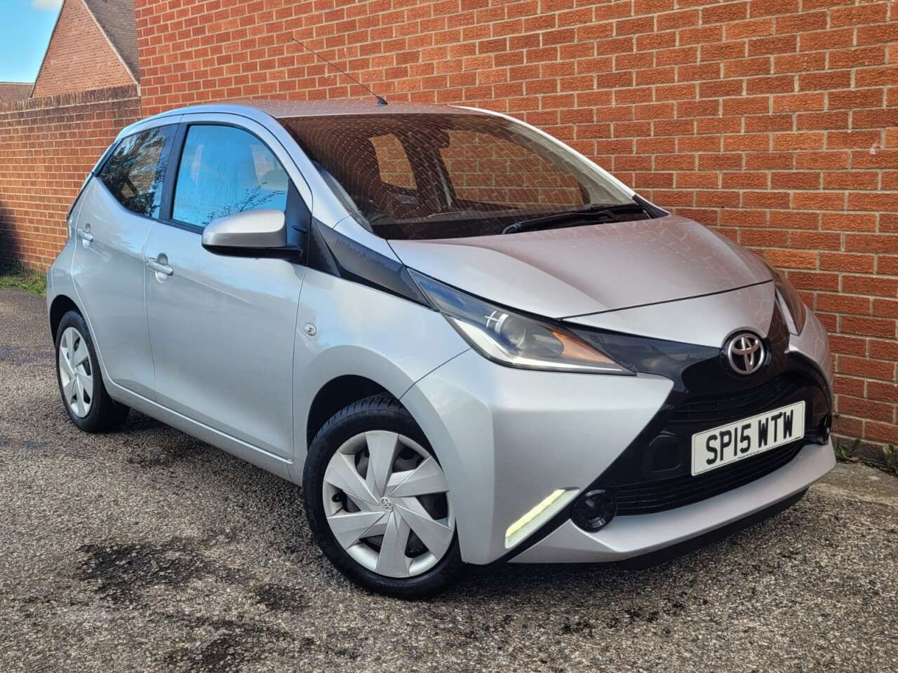 2015 TOYOTA AYGO 2015 TOYOTA AYGO