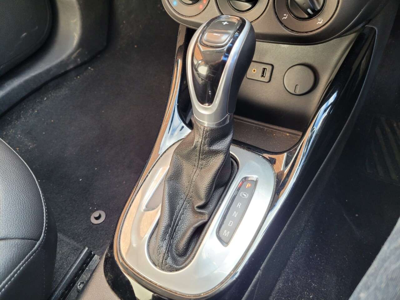 2015 VAUXHALL CORSA 2015 VAUXHALL CORSA