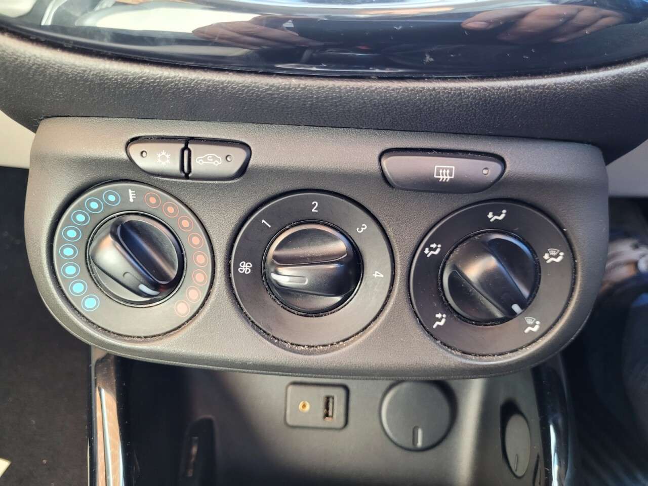 2015 VAUXHALL CORSA 2015 VAUXHALL CORSA