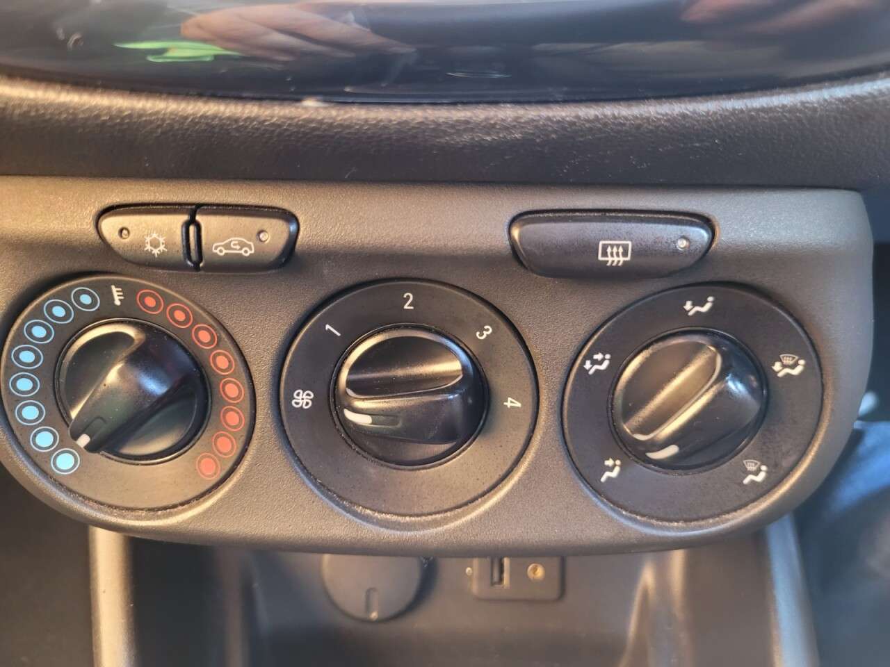 2015 VAUXHALL CORSA 2015 VAUXHALL CORSA