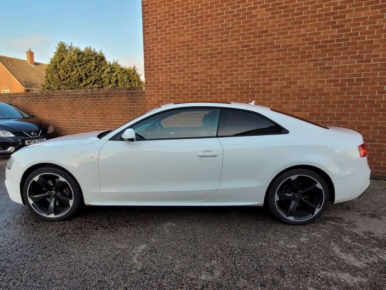 A 2013 AUDI A5 2.0 TFSI Black Edition Coupe 2dr Petrol Manual quattro Euro 6 (s/s) (225 ps A 2013 AUDI A5 2.0 TFSI Black Edition Coupe 2dr Petrol Manual quattro Euro 6 (s/s) (225 ps