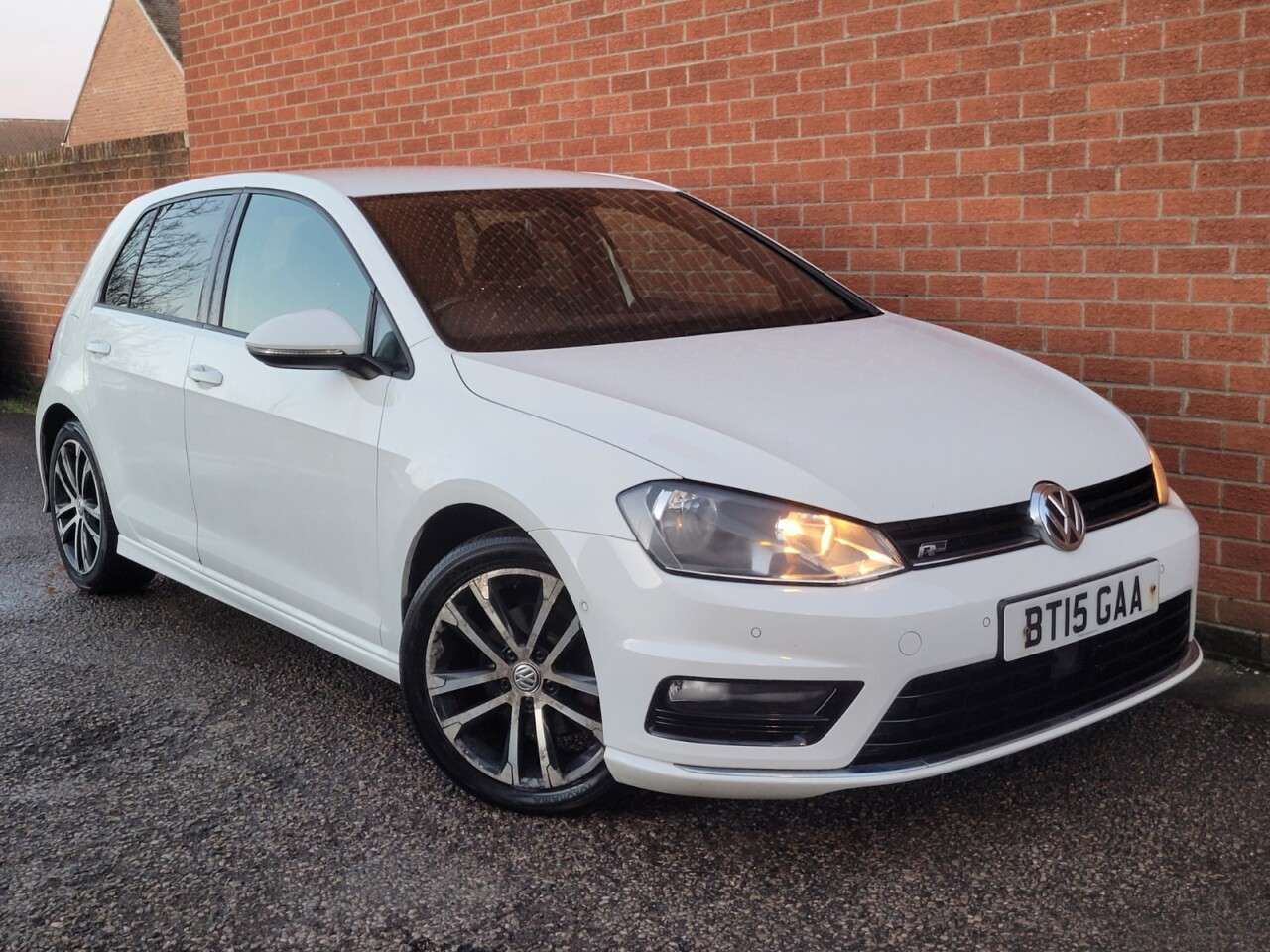 2015 VOLKSWAGEN GOLF 2015 VOLKSWAGEN GOLF