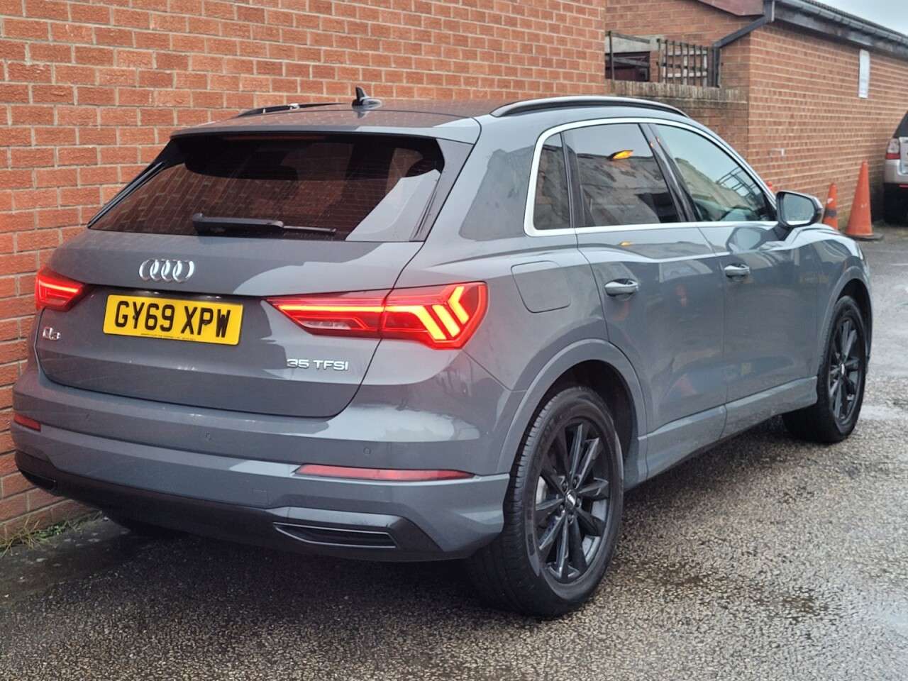 2019 AUDI Q3 2019 AUDI Q3