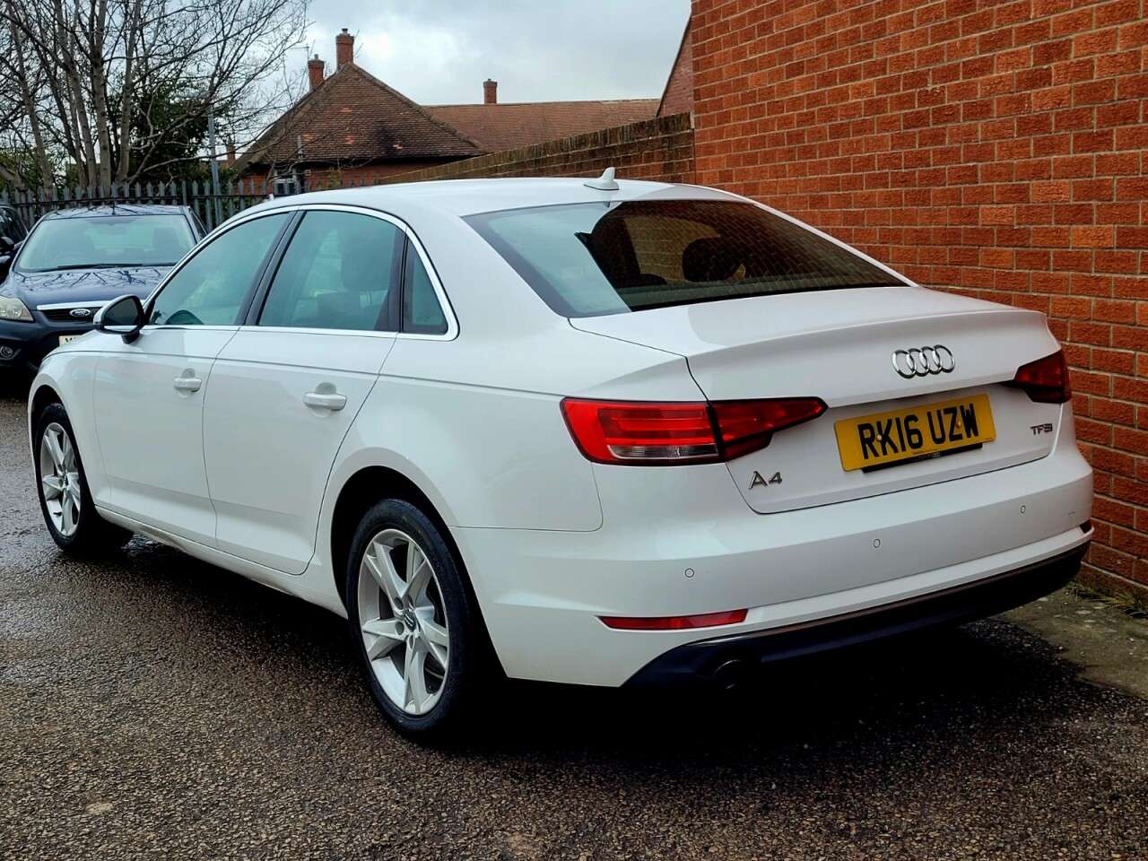 A 2016 AUDI A4 1.4 TFSI Sport Saloon 4dr Petrol Manual Euro 6 (s/s) (150 ps) A 2016 AUDI A4 1.4 TFSI Sport Saloon 4dr Petrol Manual Euro 6 (s/s) (150 ps)
