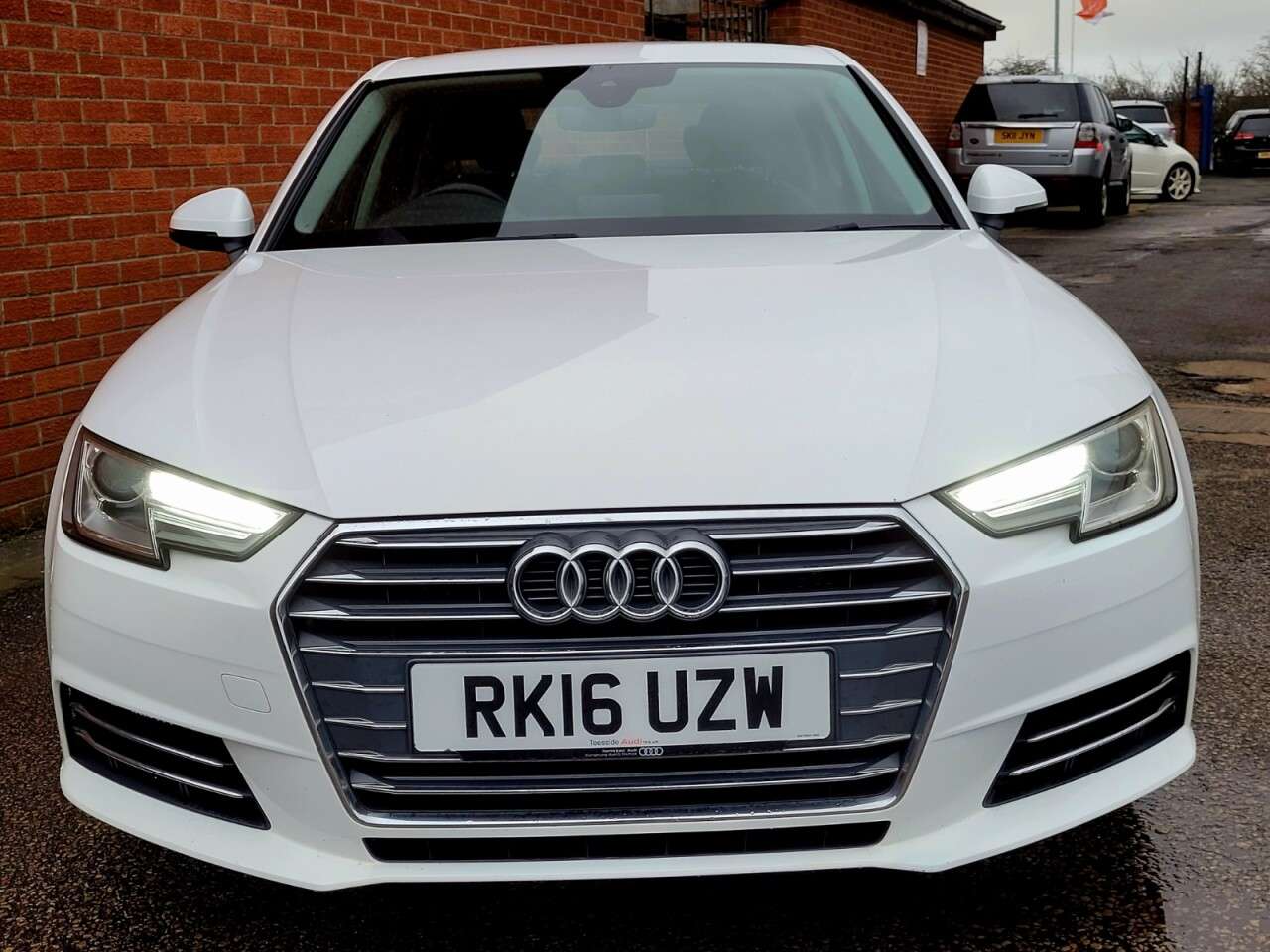 2016 AUDI A4 2016 AUDI A4