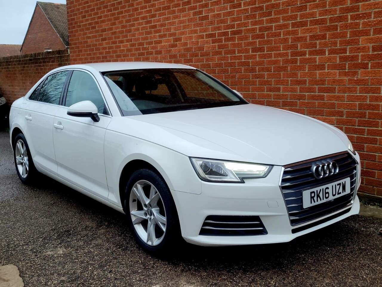 2016 AUDI A4 2016 AUDI A4