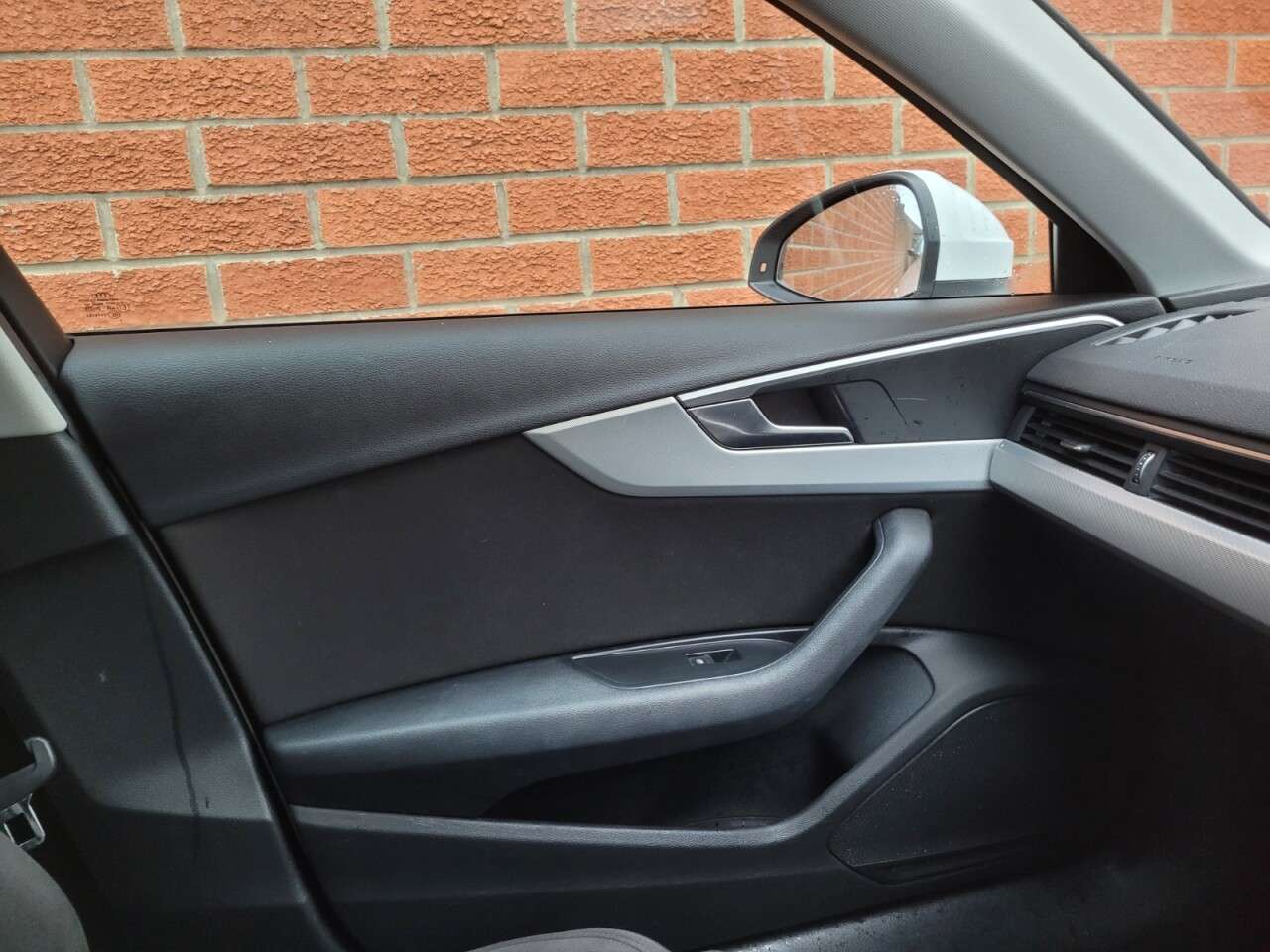 2016 AUDI A4 2016 AUDI A4