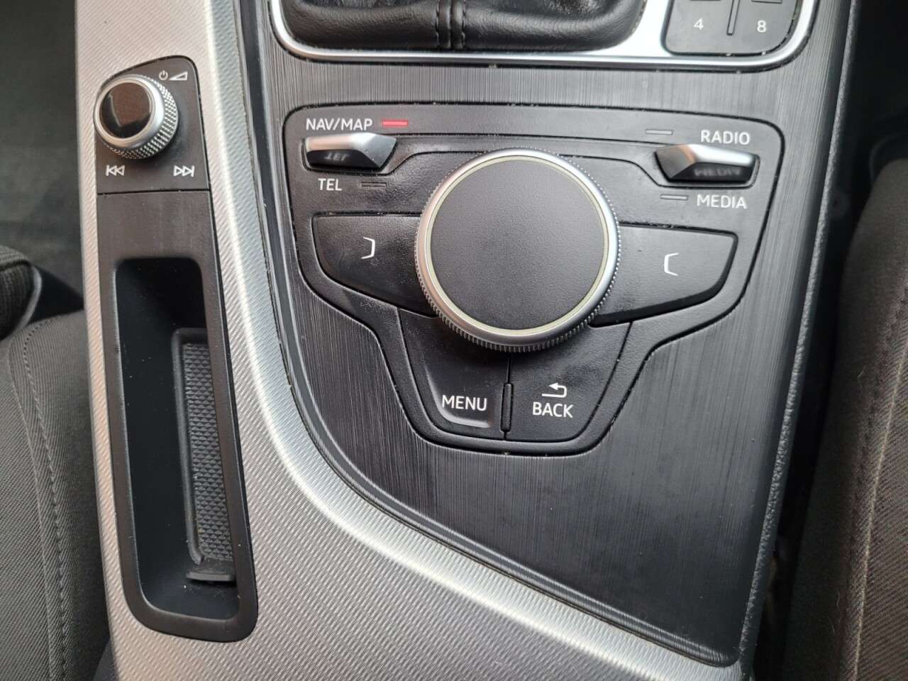 2016 AUDI A4 2016 AUDI A4