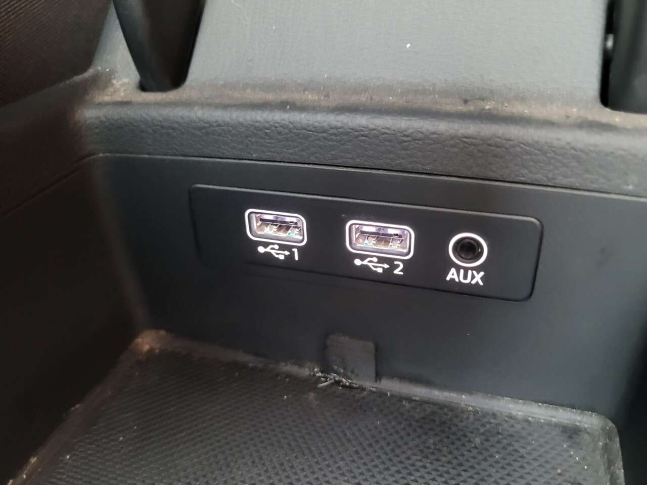 2016 AUDI A4 2016 AUDI A4