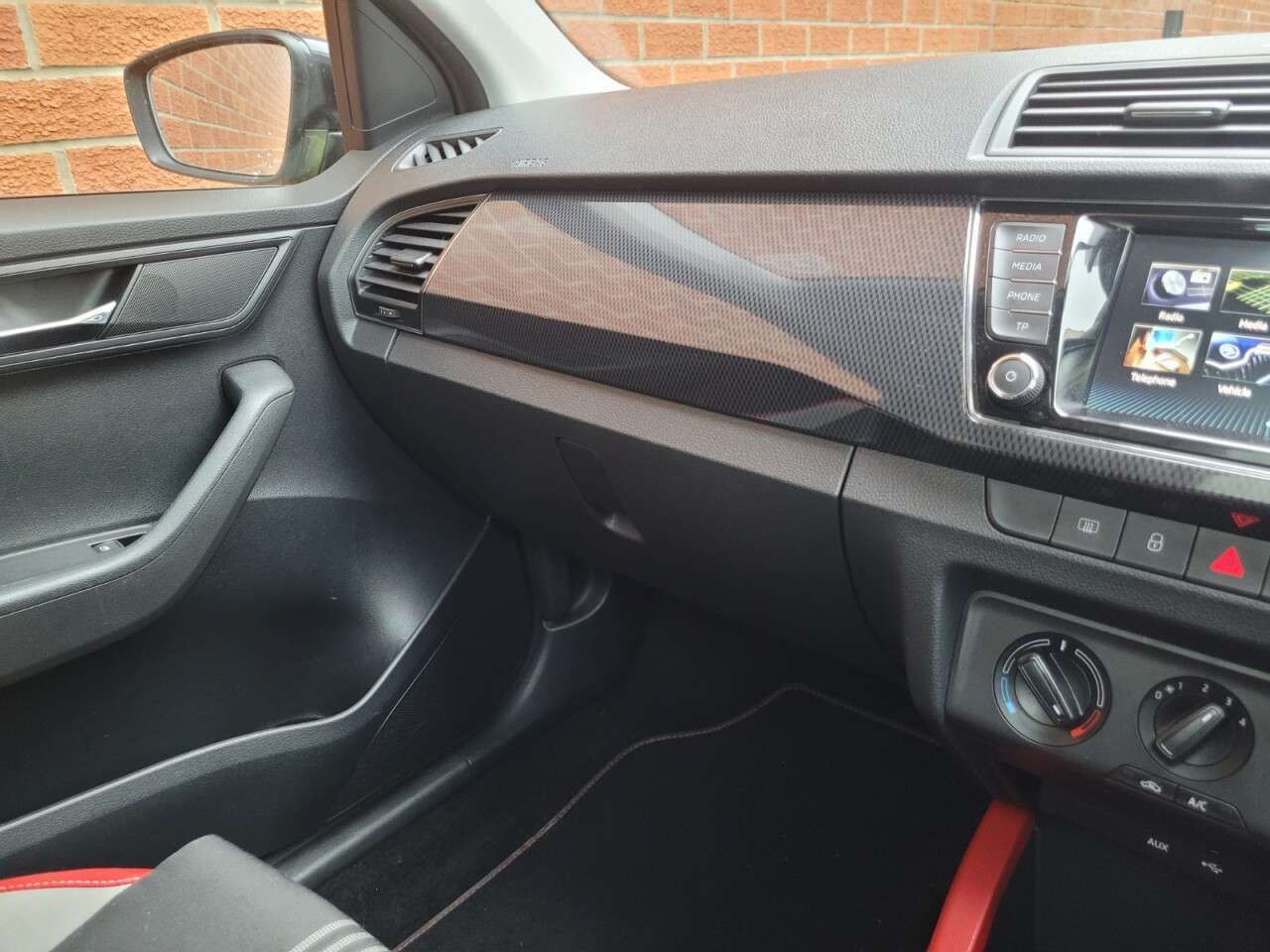 2018 SKODA FABIA 2018 SKODA FABIA