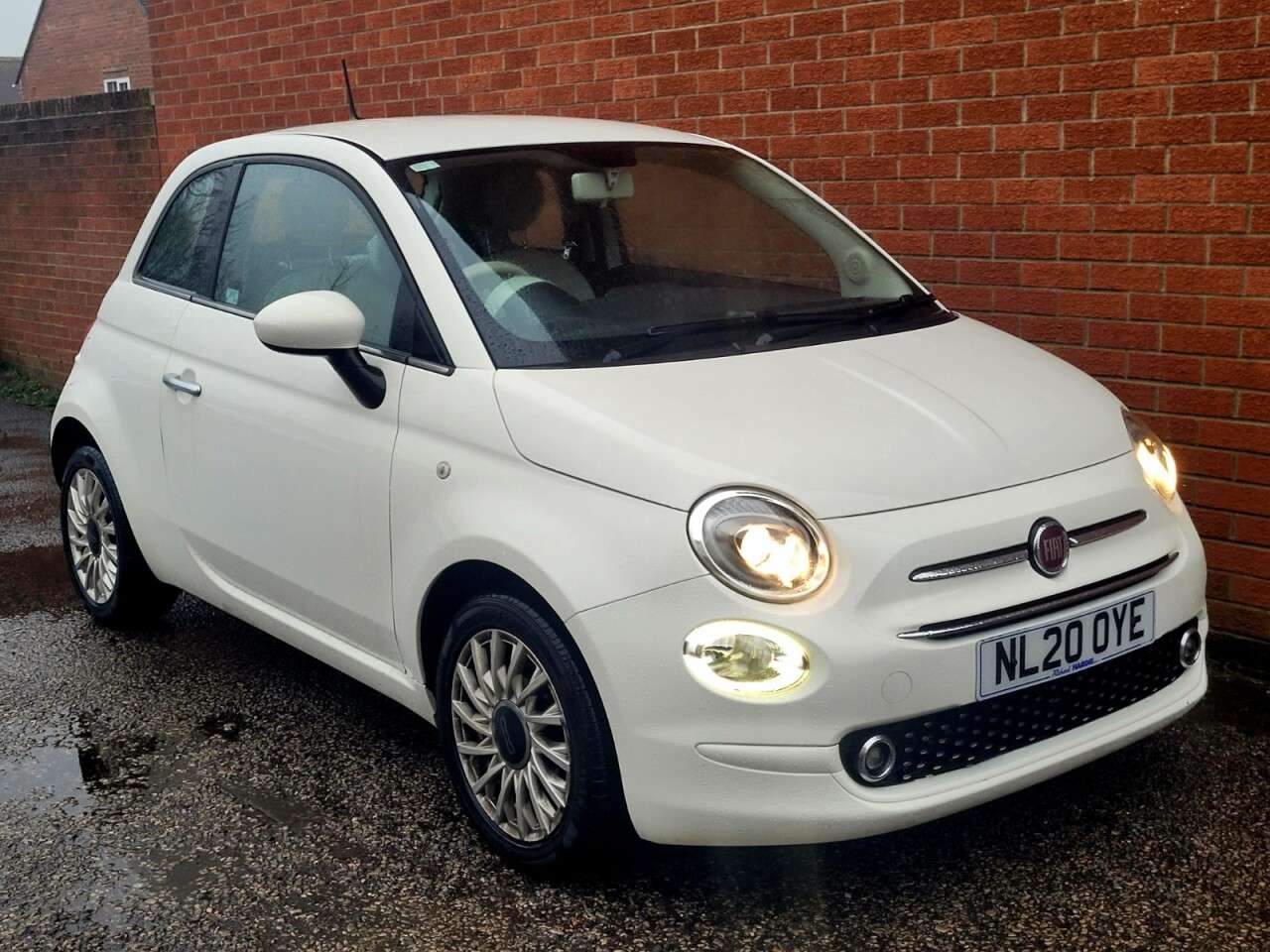 2020 FIAT 500 2020 FIAT 500