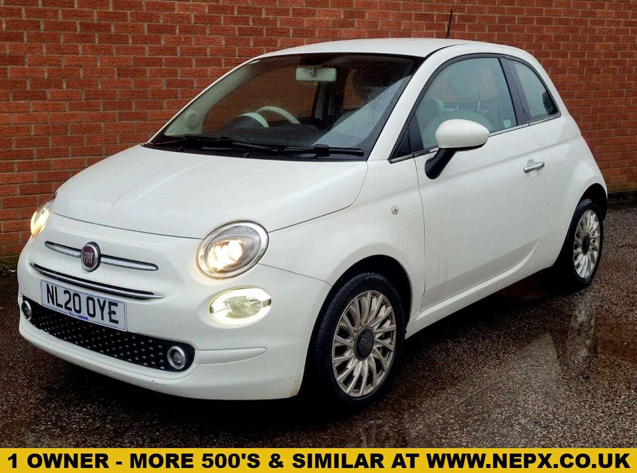 A 2020 FIAT 500 1.2 Lounge Hatchback 3dr Petrol Manual Euro 6 (s/s) (69 bhp) A 2020 FIAT 500 1.2 Lounge Hatchback 3dr Petrol Manual Euro 6 (s/s) (69 bhp)