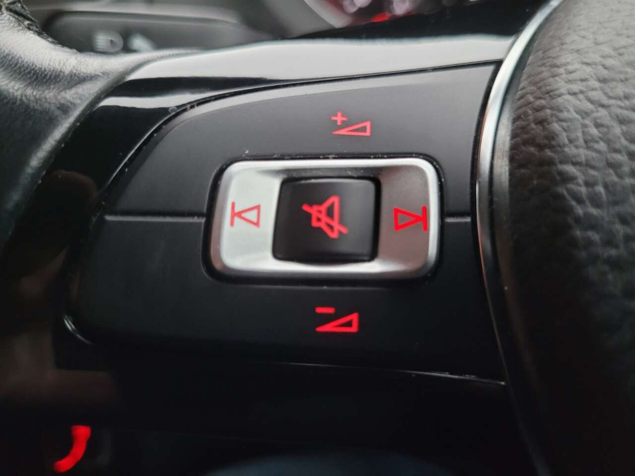 2015 VOLKSWAGEN POLO 2015 VOLKSWAGEN POLO