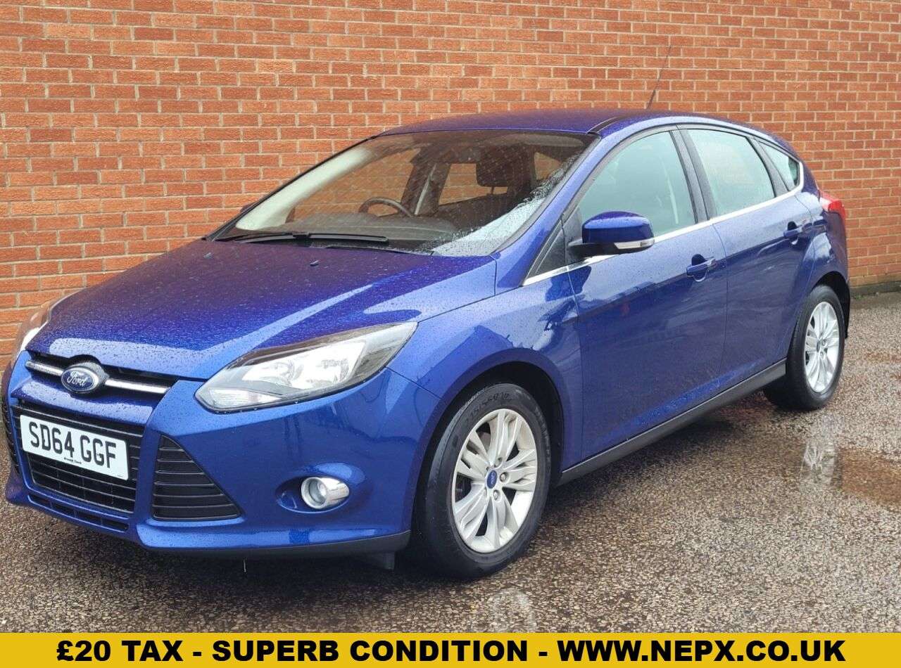 A 2014 FORD FOCUS 1.6 TDCi Titanium Navigator Hatchback 5dr Diesel Manual Euro 5 (s/s) (115 p A 2014 FORD FOCUS 1.6 TDCi Titanium Navigator Hatchback 5dr Diesel Manual Euro 5 (s/s) (115 p