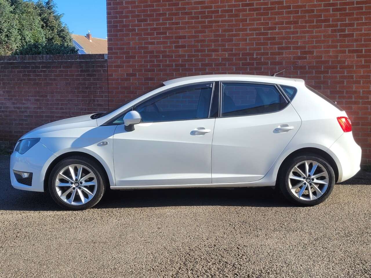 A 2014 SEAT IBIZA 1.2 TSI FR Hatchback 5dr Petrol Manual Euro 5 (105 ps) A 2014 SEAT IBIZA 1.2 TSI FR Hatchback 5dr Petrol Manual Euro 5 (105 ps)