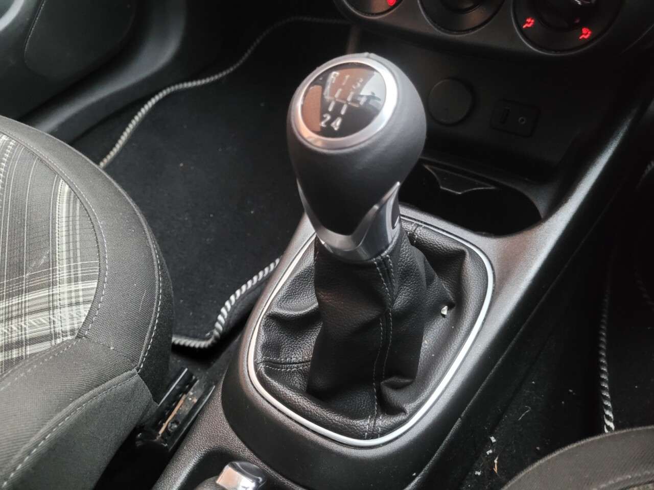 2015 VAUXHALL CORSA 2015 VAUXHALL CORSA