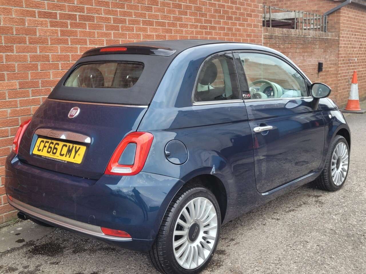 2017 FIAT 500C 2017 FIAT 500C