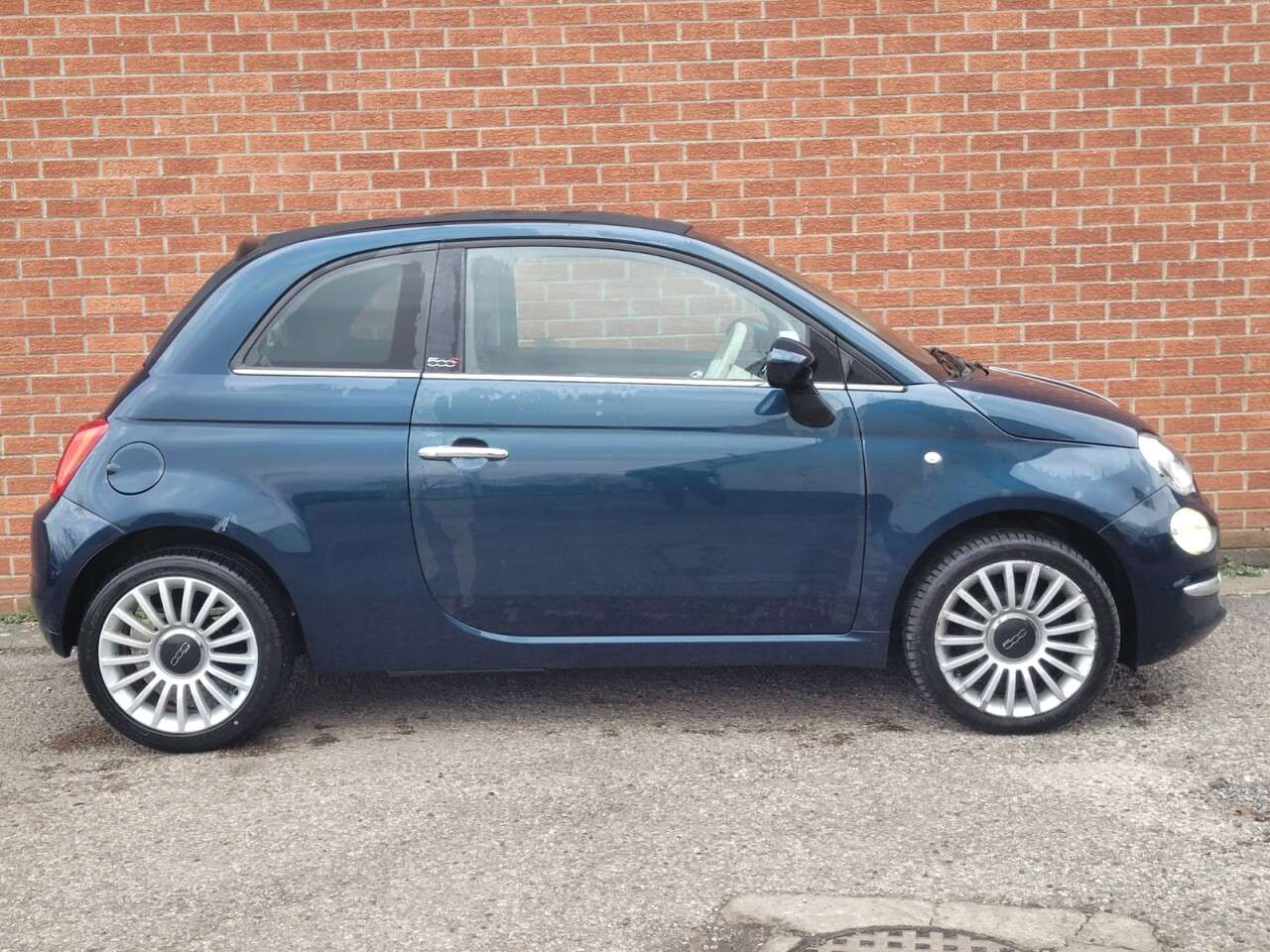 2017 FIAT 500C 2017 FIAT 500C