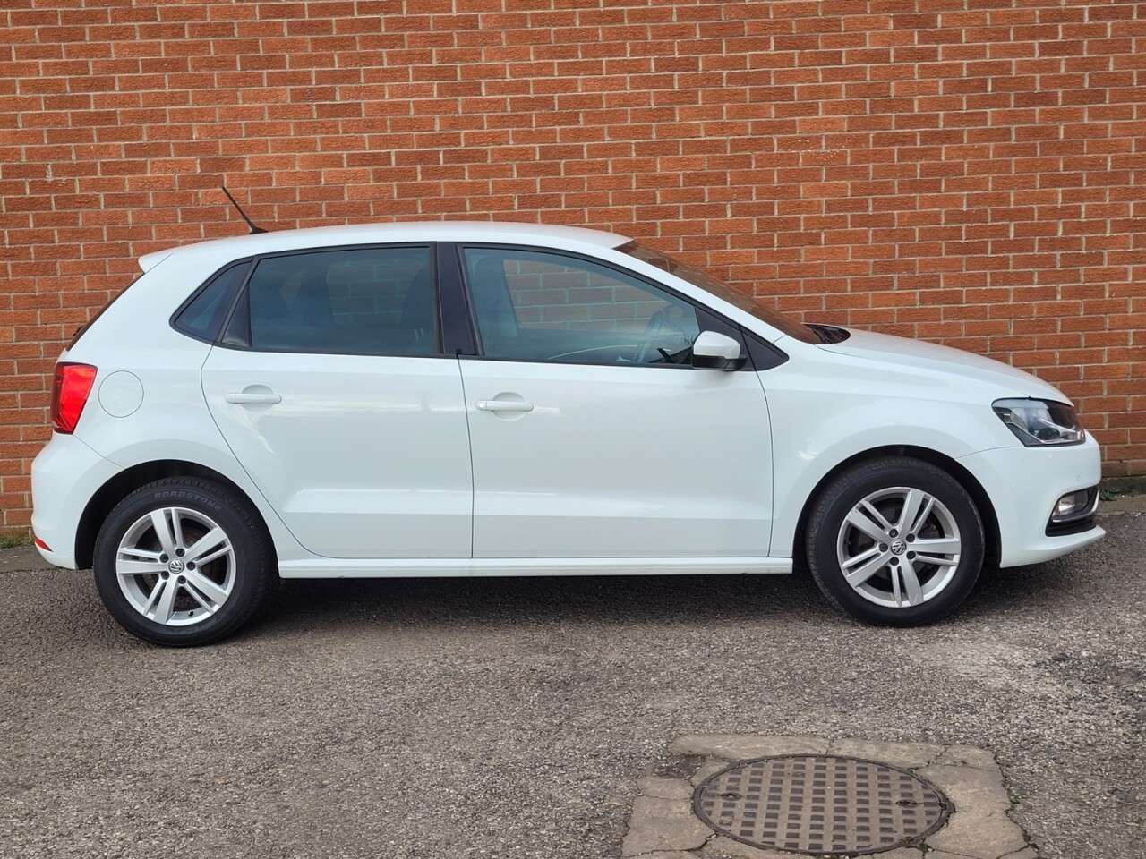 2016 VOLKSWAGEN POLO 2016 VOLKSWAGEN POLO