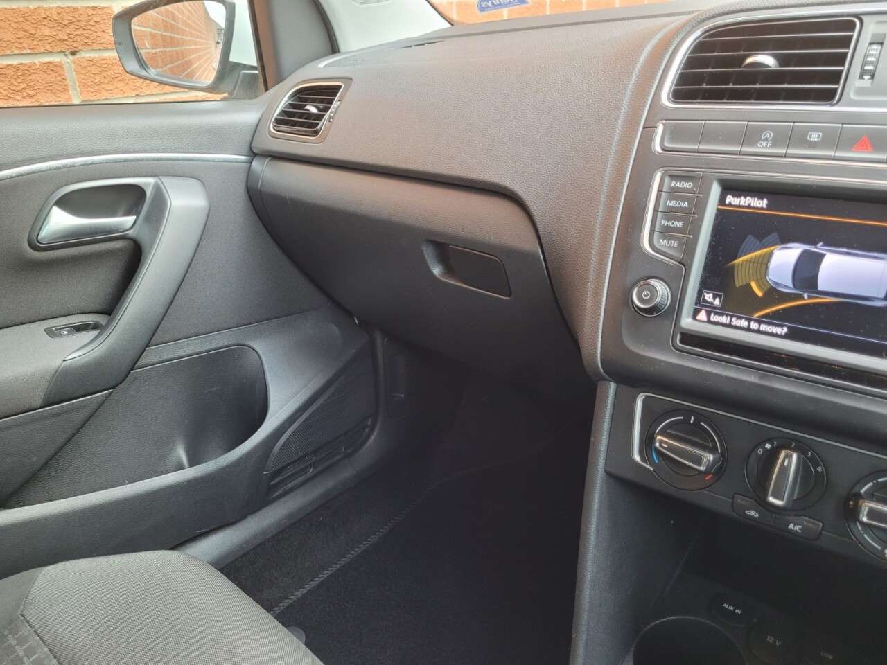 2016 VOLKSWAGEN POLO 2016 VOLKSWAGEN POLO