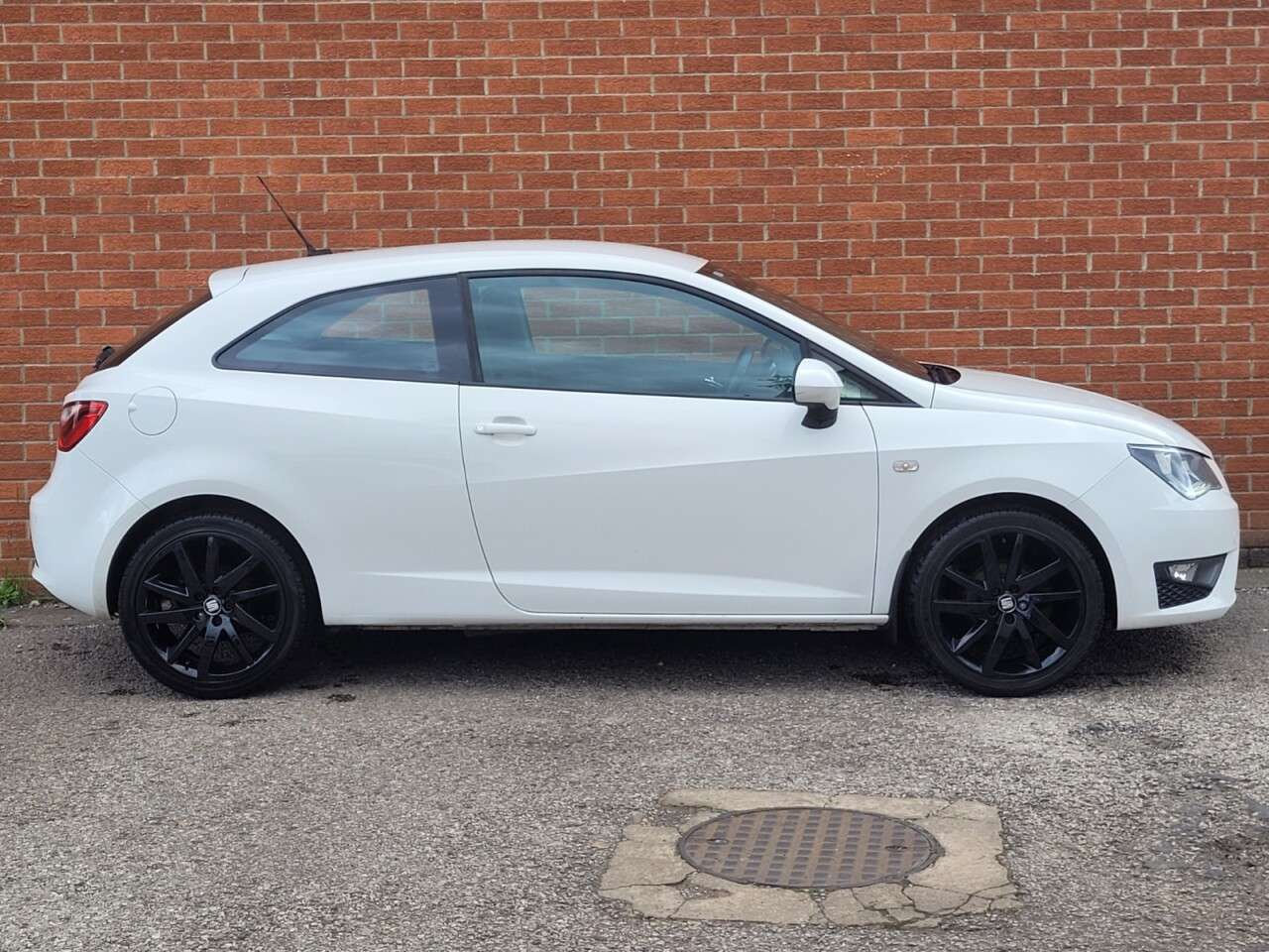 2017 SEAT IBIZA 2017 SEAT IBIZA