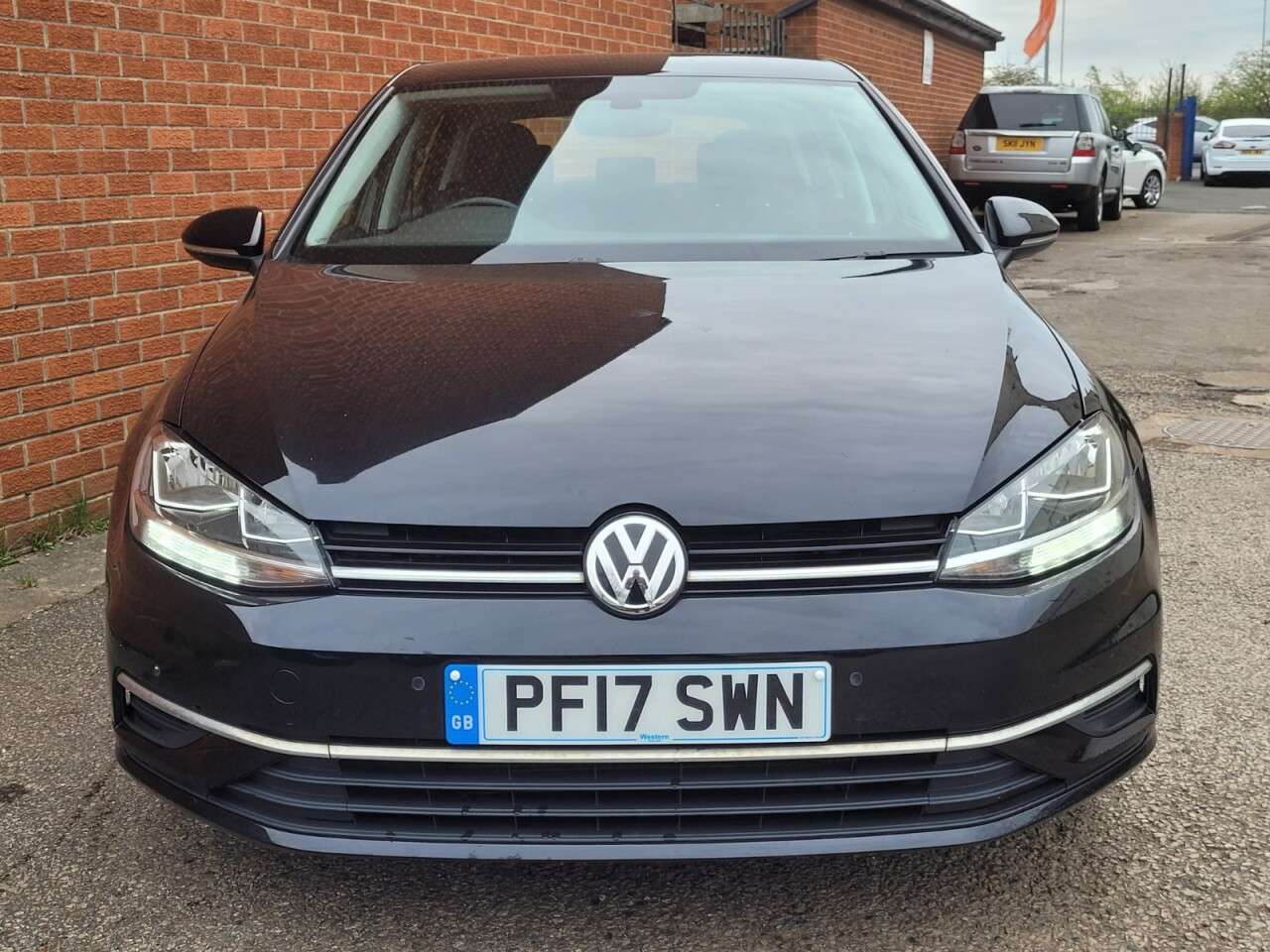 2017 VOLKSWAGEN GOLF 2017 VOLKSWAGEN GOLF