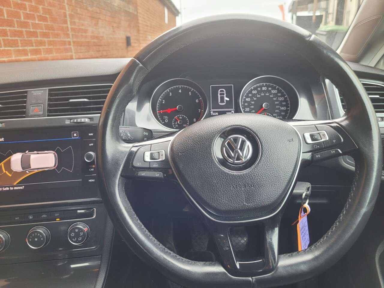 2017 VOLKSWAGEN GOLF 2017 VOLKSWAGEN GOLF