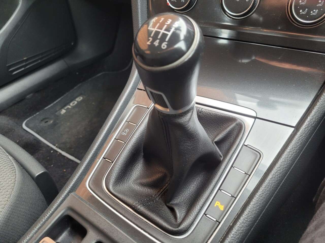 2017 VOLKSWAGEN GOLF 2017 VOLKSWAGEN GOLF