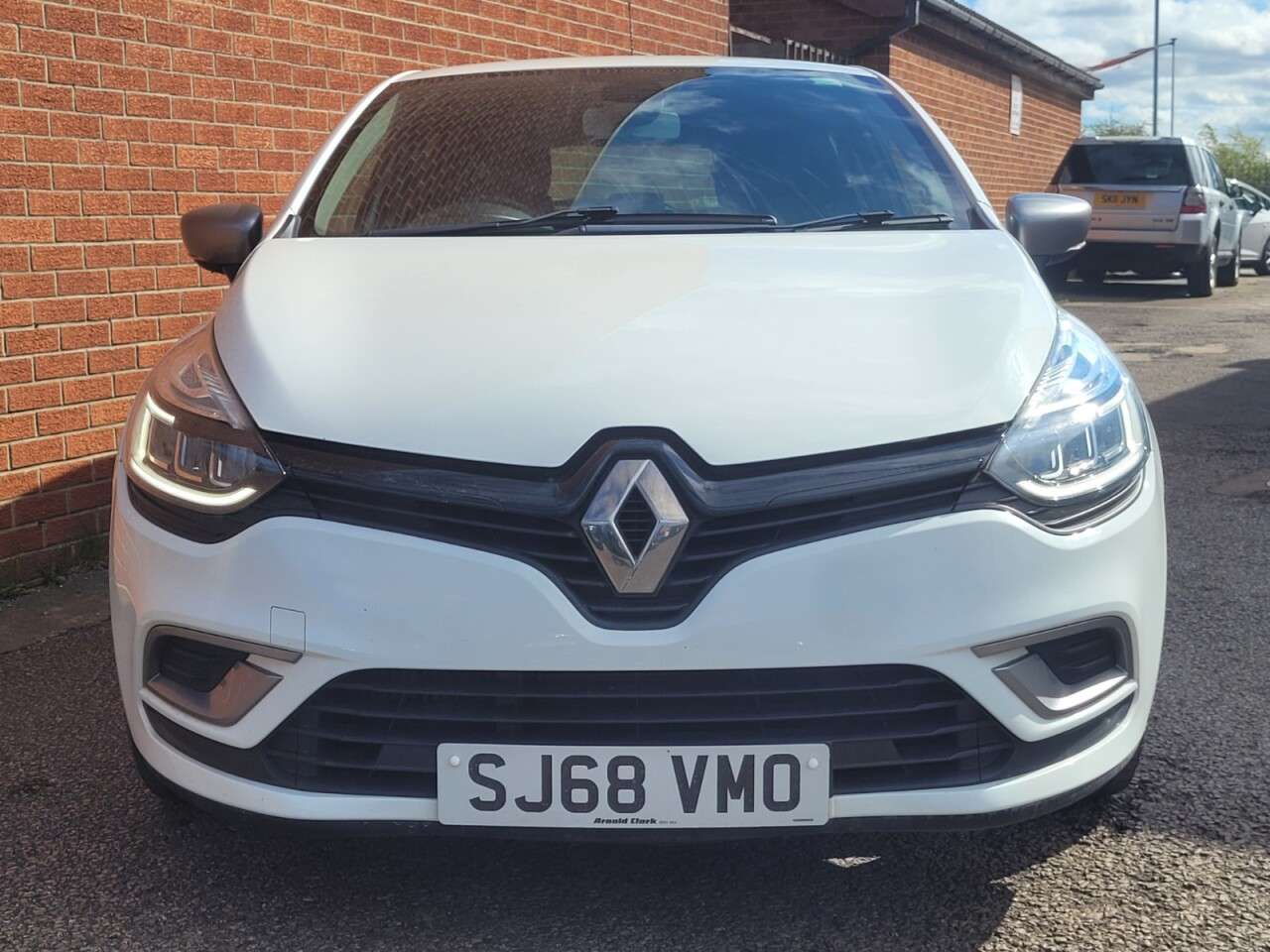 2018 RENAULT CLIO 2018 RENAULT CLIO