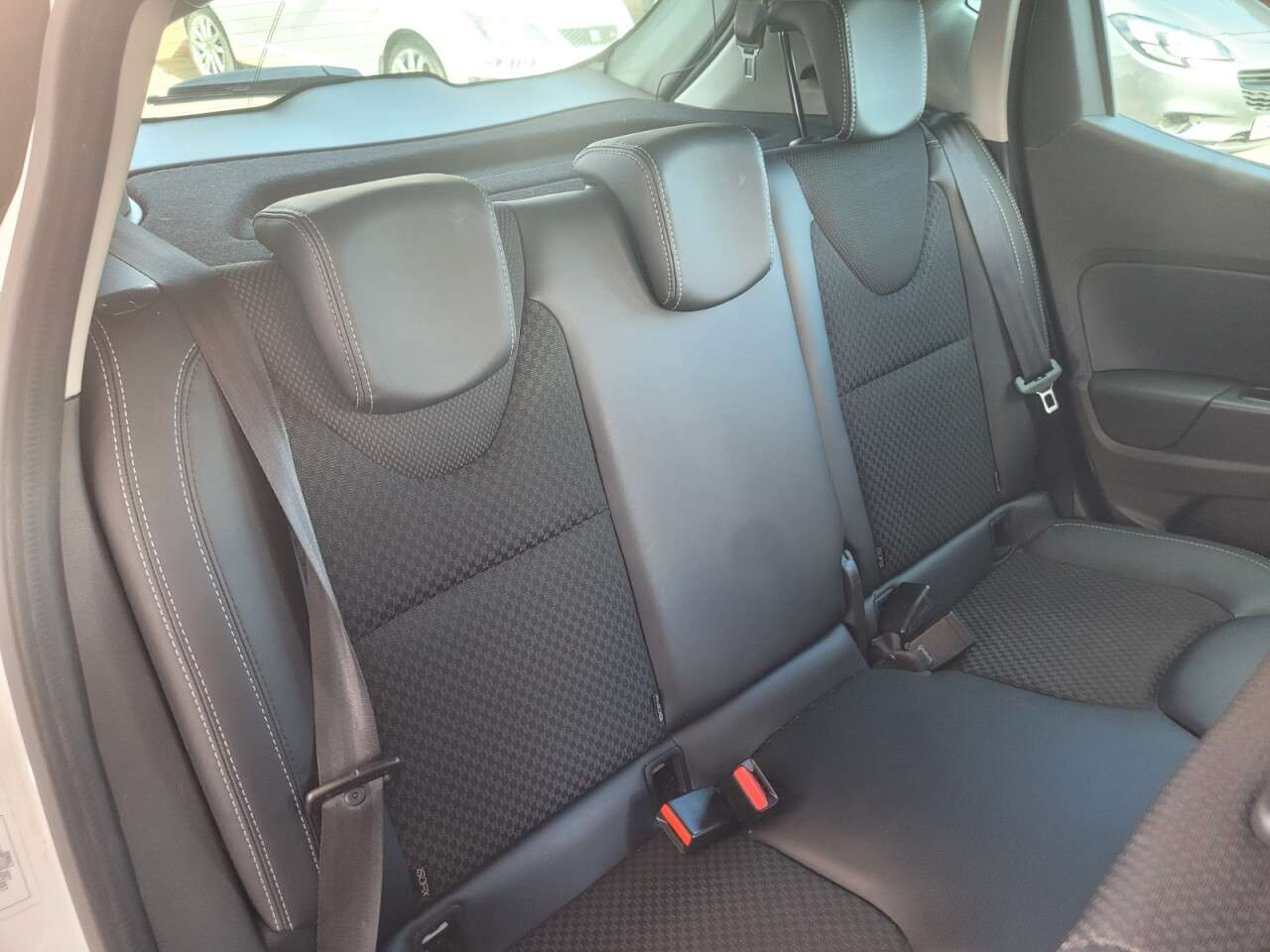 2018 RENAULT CLIO 2018 RENAULT CLIO