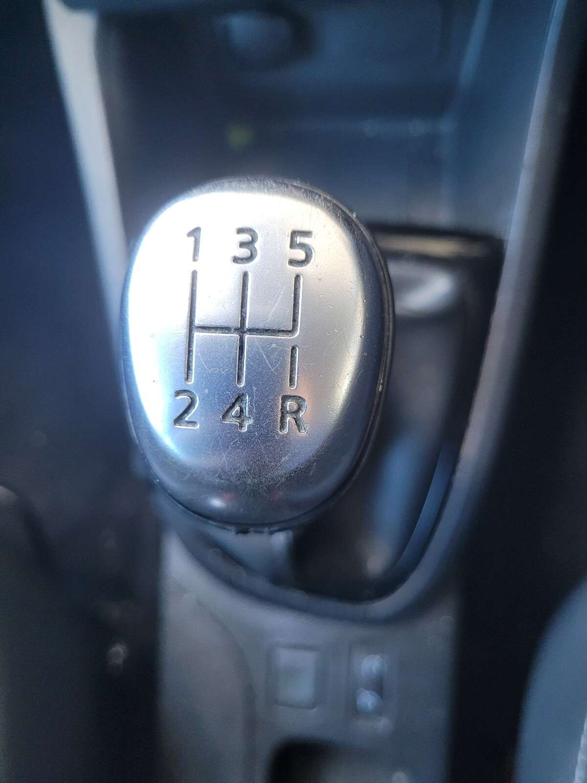 2018 RENAULT CLIO 2018 RENAULT CLIO