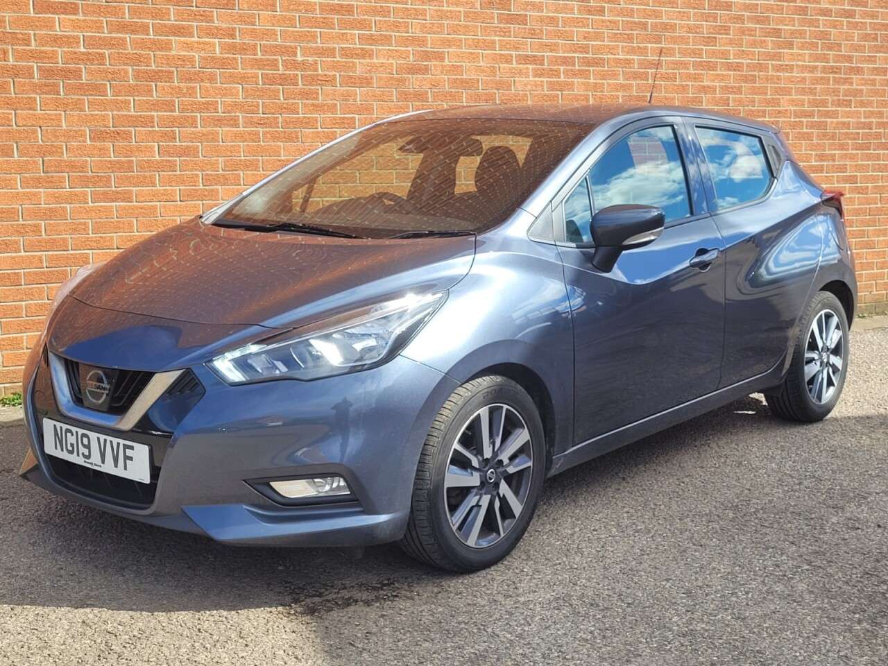 A 2019 NISSAN MICRA 0.9 IG-T Acenta Hatchback 5dr Petrol Manual Euro 6 (s/s) (90 ps) A 2019 NISSAN MICRA 0.9 IG-T Acenta Hatchback 5dr Petrol Manual Euro 6 (s/s) (90 ps)