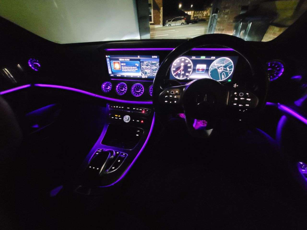 A 2020 MERCEDES-BENZ E-CLASS 2.0 E350 AMG Line (Premium Plus) Coupe 2dr Petrol G-Tronic+ Euro 6 (s/s) (3 A 2020 MERCEDES-BENZ E-CLASS 2.0 E350 AMG Line (Premium Plus) Coupe 2dr Petrol G-Tronic+ Euro 6 (s/s) (3