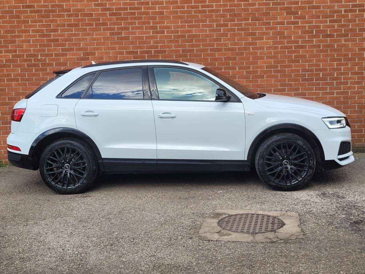 2018 AUDI Q3 2018 AUDI Q3