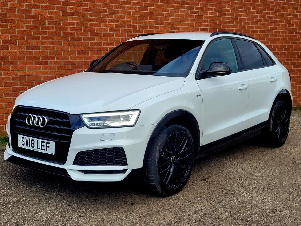 A 2018 AUDI Q3 1.4 TFSI CoD Black Edition SUV 5dr Petrol S Tronic Euro 6 (s/s) (150 ps) RE A 2018 AUDI Q3 1.4 TFSI CoD Black Edition SUV 5dr Petrol S Tronic Euro 6 (s/s) (150 ps) RE