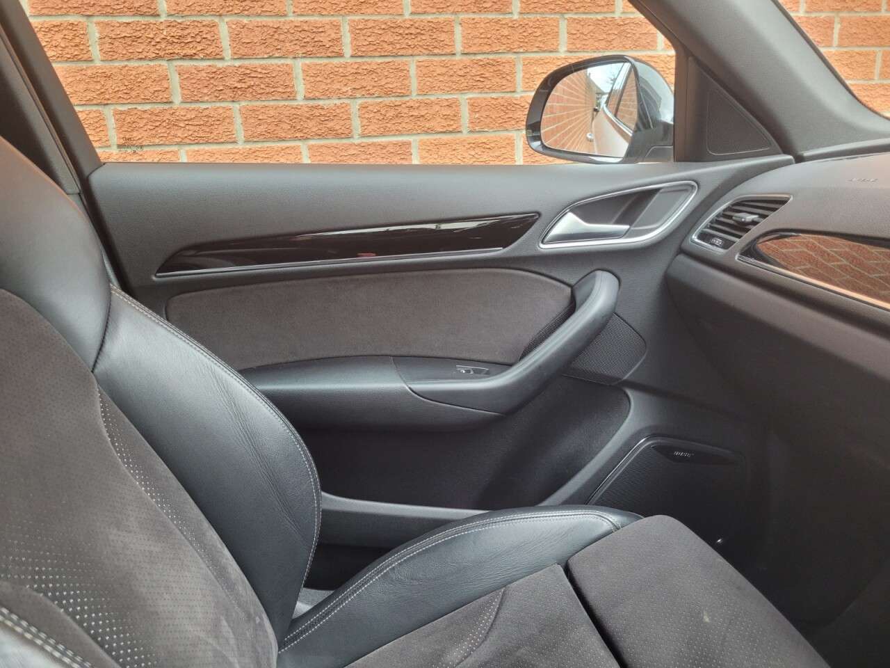 2018 AUDI Q3 2018 AUDI Q3