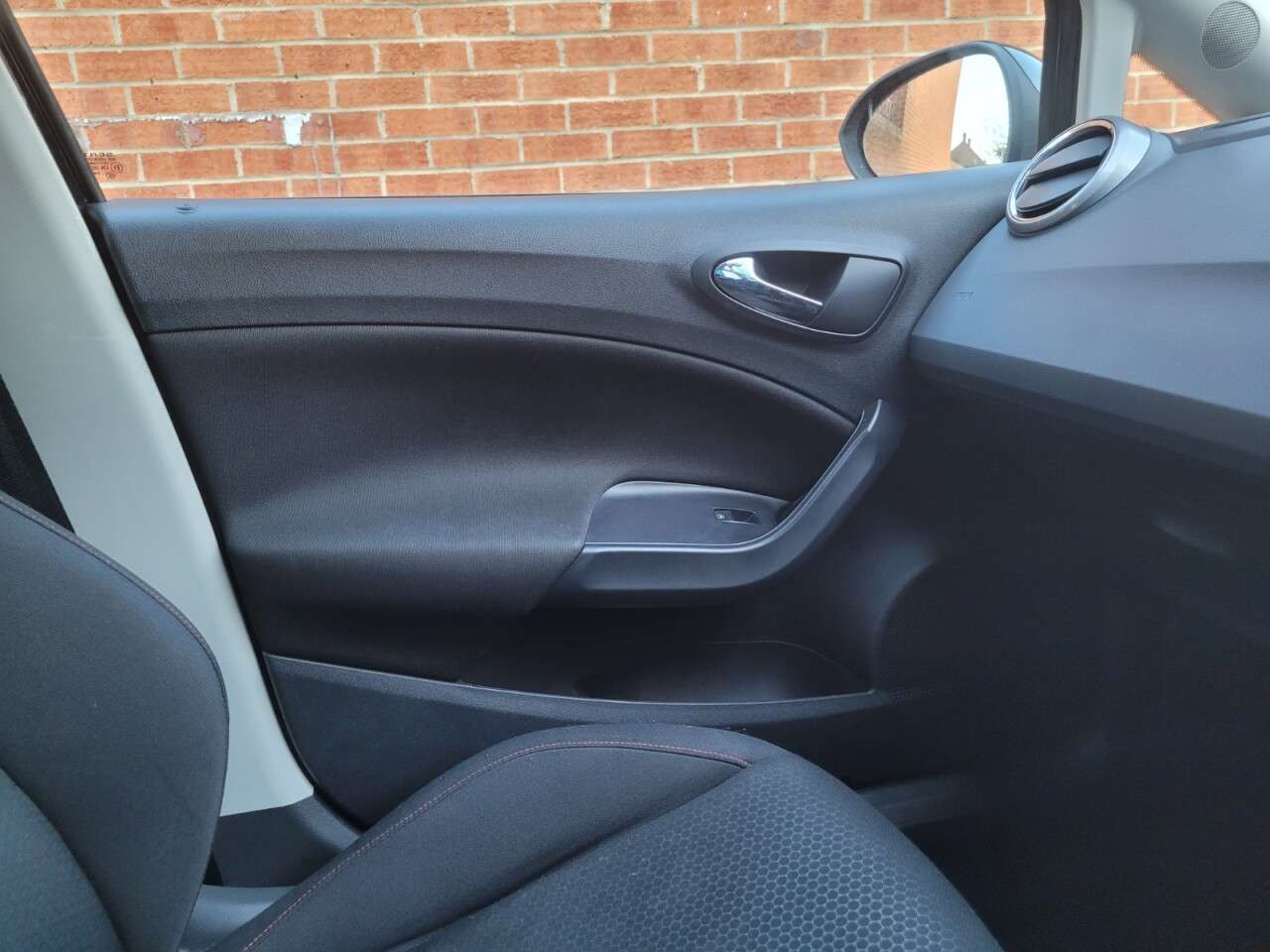 2016 SEAT IBIZA 2016 SEAT IBIZA