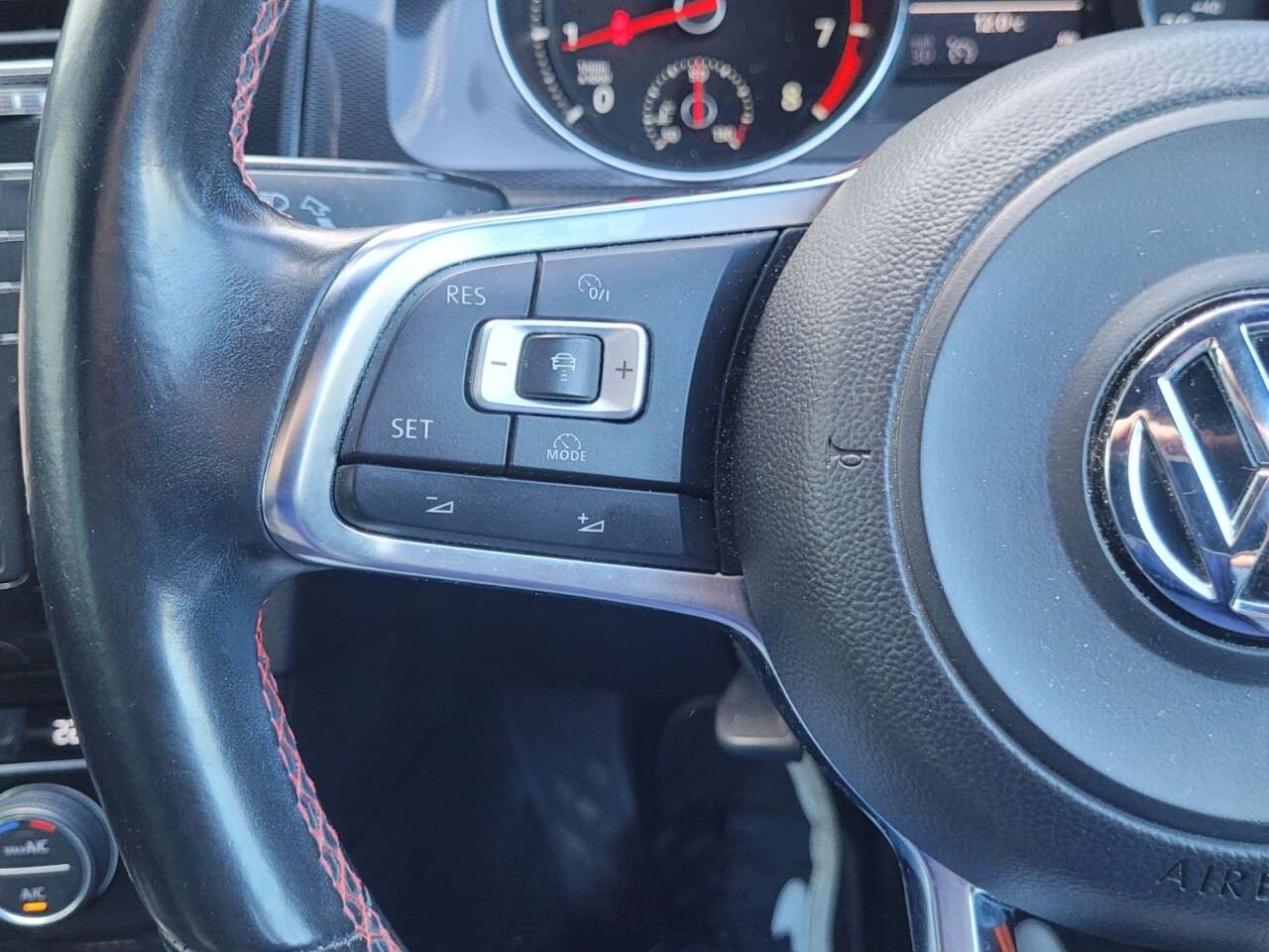 2014 VOLKSWAGEN GOLF 2014 VOLKSWAGEN GOLF