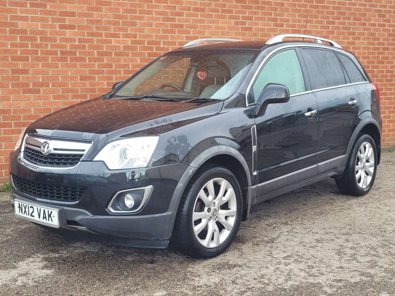 A 2012 VAUXHALL ANTARA 2.2 CDTi SE SUV 5dr Diesel Manual 4WD Euro 5 (184 ps) A 2012 VAUXHALL ANTARA 2.2 CDTi SE SUV 5dr Diesel Manual 4WD Euro 5 (184 ps)