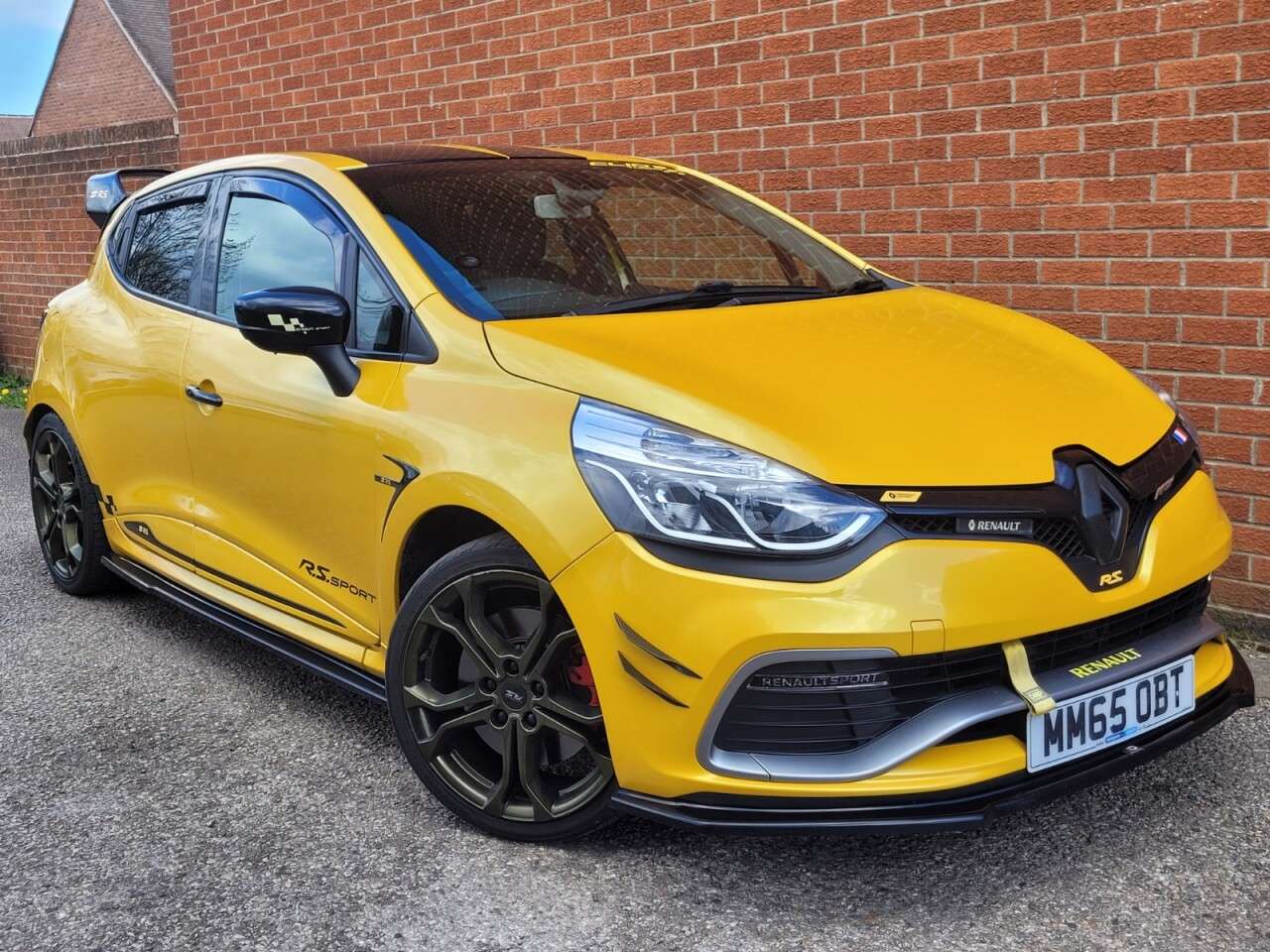 2015 RENAULT CLIO 2015 RENAULT CLIO