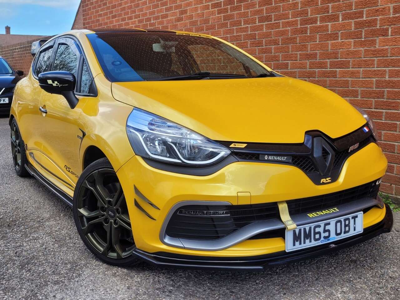 2015 RENAULT CLIO 2015 RENAULT CLIO