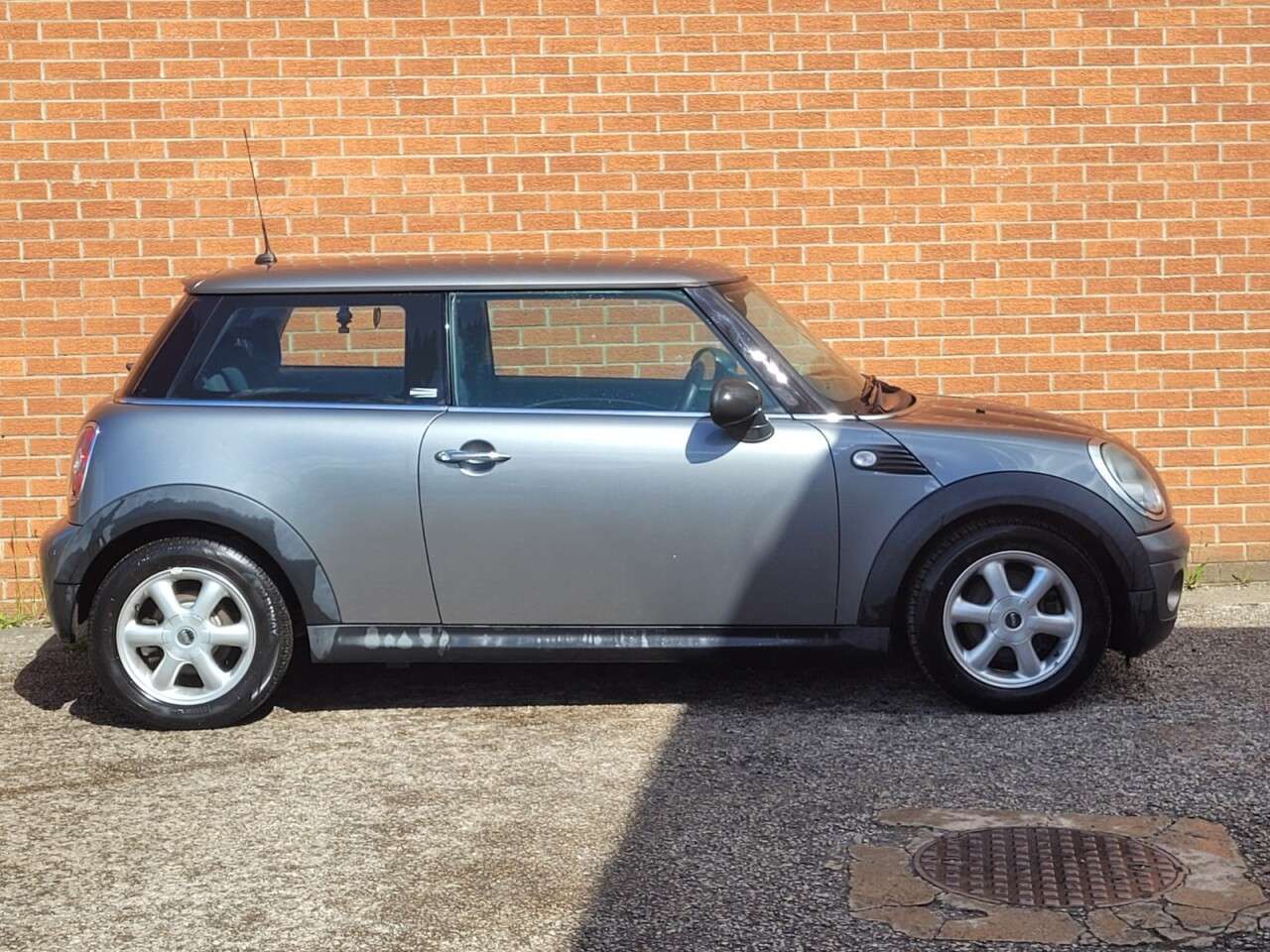 2009 MINI HATCH 2009 MINI HATCH