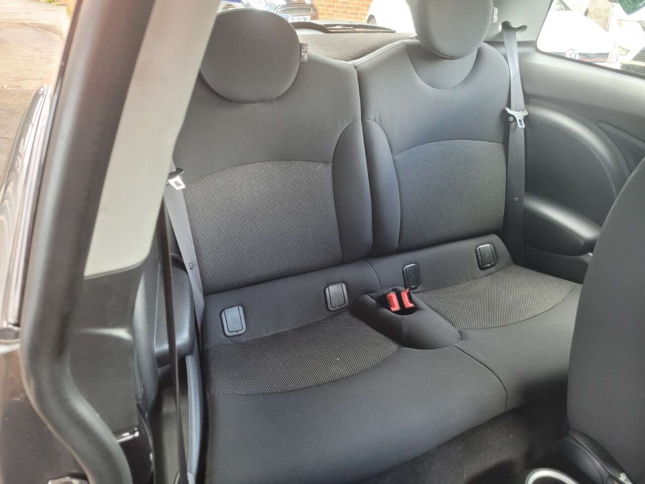 2009 MINI HATCH 2009 MINI HATCH