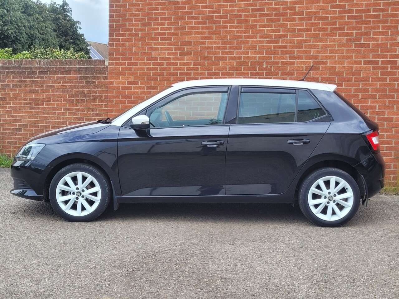 2016 SKODA FABIA 2016 SKODA FABIA