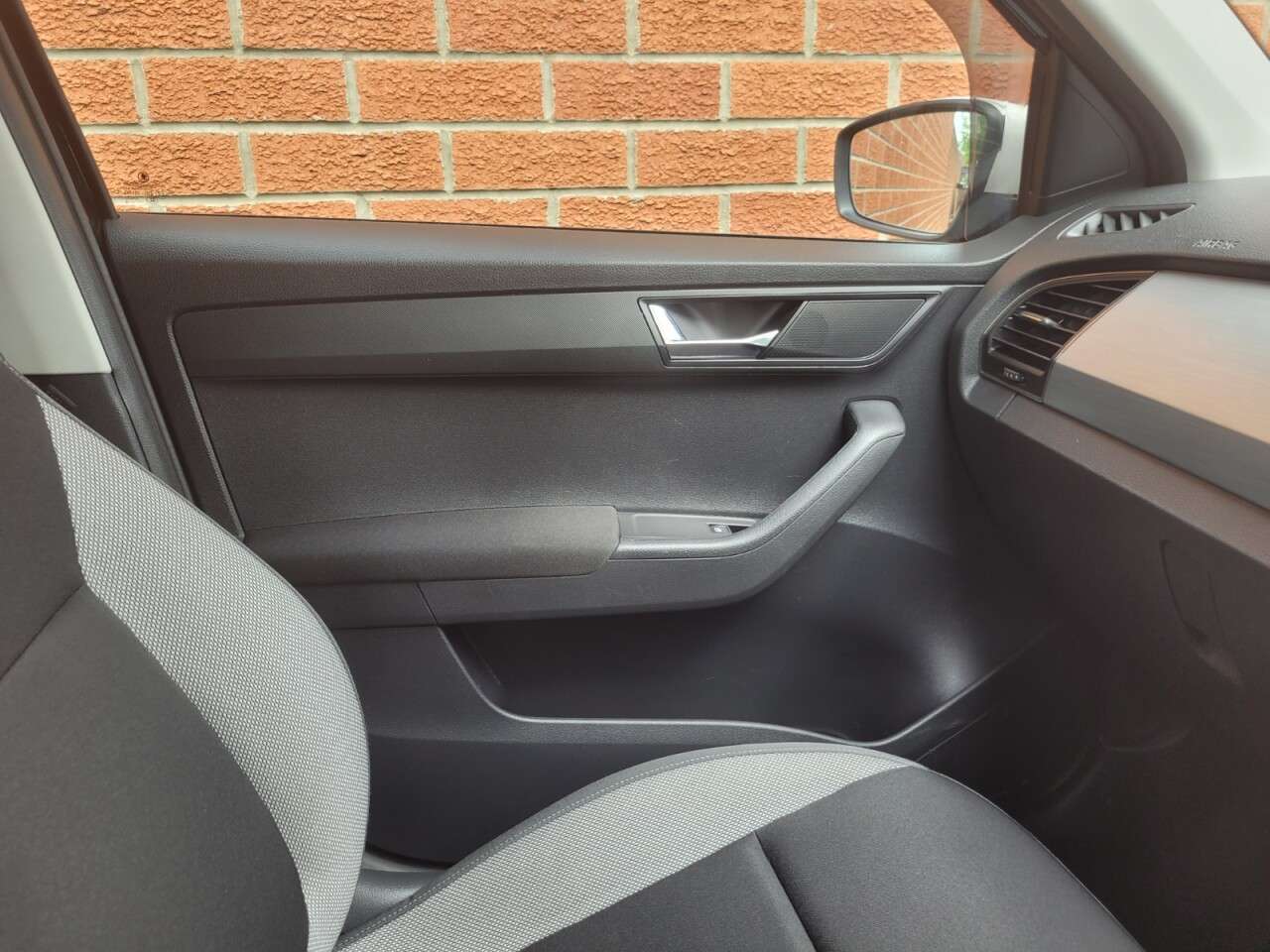 2016 SKODA FABIA 2016 SKODA FABIA