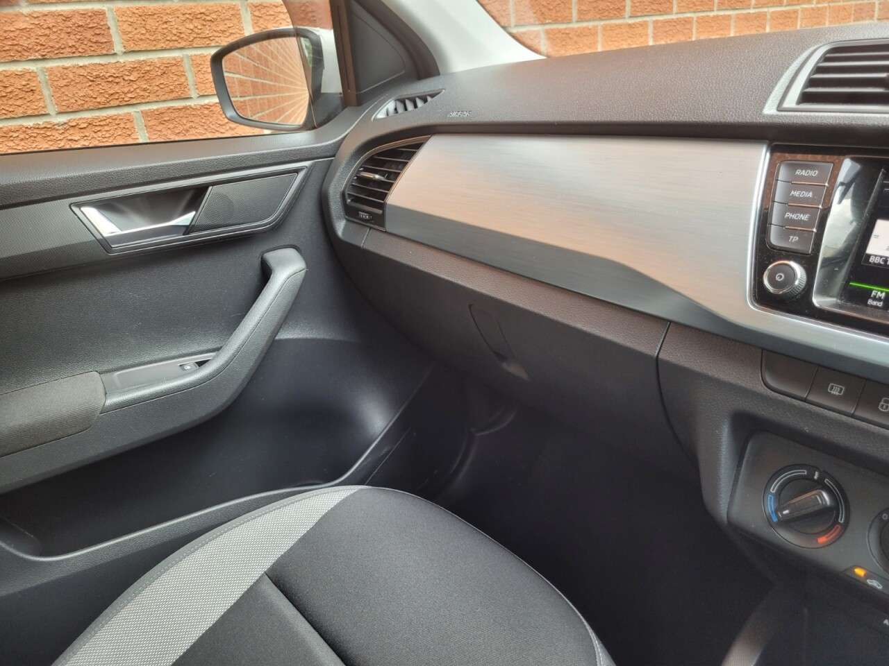 2016 SKODA FABIA 2016 SKODA FABIA